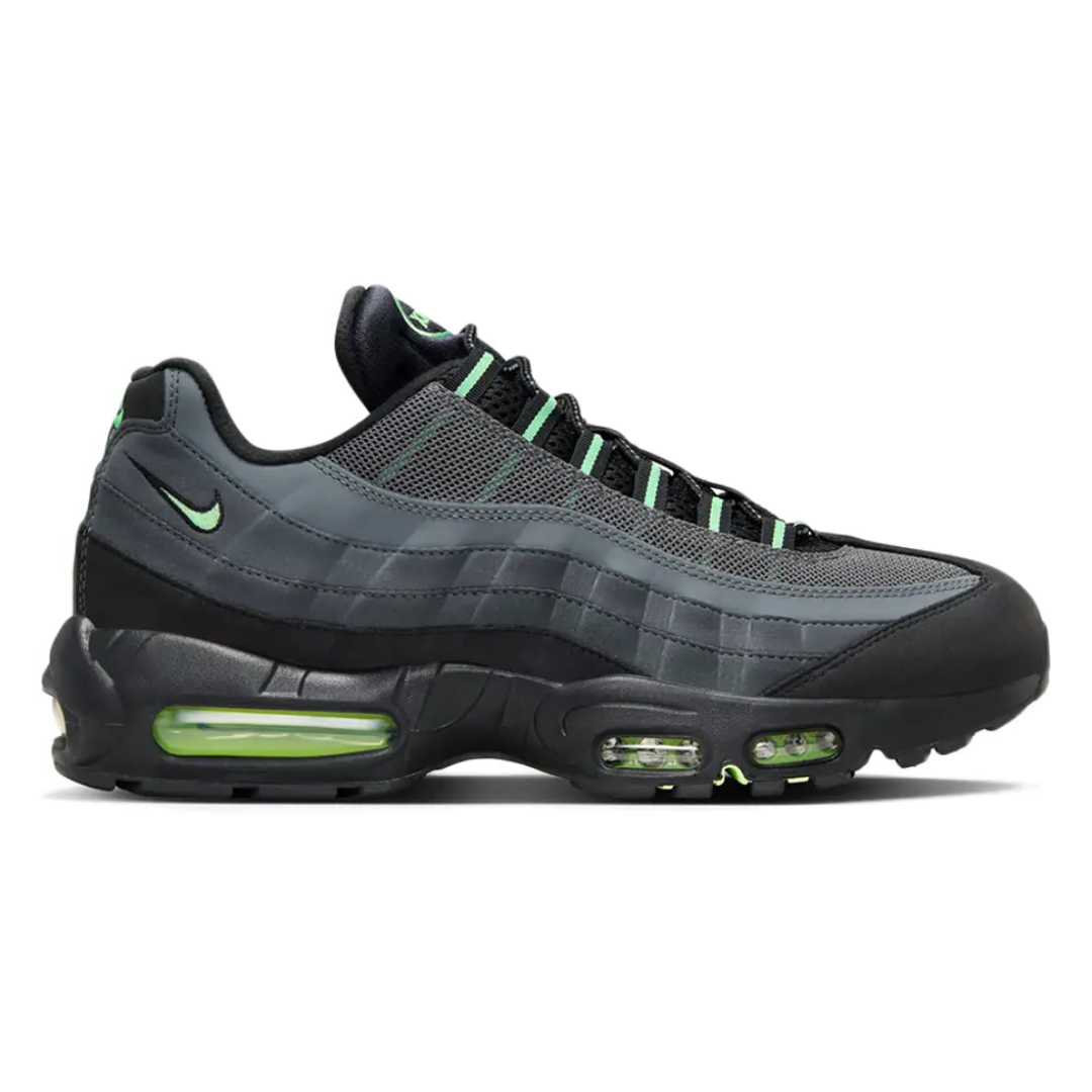 nike air max 95's - vapour green